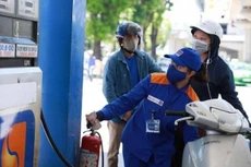 Trình UBTVQH giảm thuế bảo vệ môi trường đối với xăng, dầu, mỡ nhờn