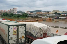 Lối mở Km3+4 bị gián đoạn trong chiều qua 12/1