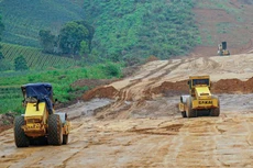 Cần giao, cấp mỏ vật liệu riêng cho các dự án giao thông lớn