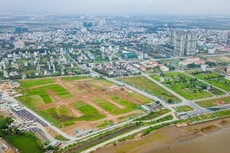 Các Bộ, ngành khẩn trương hoàn thành việc lập quy hoạch ngành quốc gia, quy hoạch vùng, quy hoạch đô thị, quy hoạch nông thôn, quy hoạch có tính chất kỹ thuật, chuyên ngành liên quan có sử dụng đất