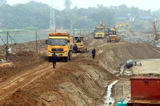 Nhiều hệ lụy với nhà thầu khi giải phóng mặt bằng chậm