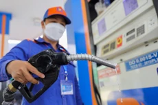 Bộ Tài chính đã hoàn thiện dự án Nghị quyết của UBTVQH điều chỉnh mức thuế bảo vệ môi trường đối với xăng, dầu, mỡ nhờn. Ảnh chỉ mang tính minh họa. Nguồn Internet