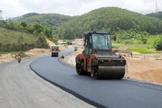 Bàn giao sớm mặt bằng, bảo đảm tiến độ dự án cao tốc qua Bình Định