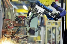 Dự thảo Luật Đấu thầu (sửa đổi) đề xuất bổ sung thêm các ưu tiên, ưu đãi khuyến khích nhà thầu sản xuất trong nước phát triển. Ảnh chỉ mang tính minh họa. Nguồn Internet