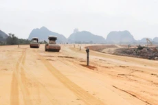 Các ban QLDA của Bộ GTVT đang cấp tập ký hợp đồng các gói thầu xây lắp ưu tiên của 12 dự án thành phần thuộc cao tốc Bắc - Nam phía Đông giai đoạn 2021 - 2025. Ảnh chỉ mang tính minh họa. Nguồn Internet