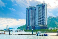Ngân hàng "ồ ạt" rao bán dự án condotel, khu resort để siết nợ