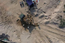 Có 8 doanh nghiệp được Sở TN&MT tham mưu trình UBND tỉnh Quảng Ngãi cấp giấy phép trong các năm 2017 - 2019 theo hình thức chỉ định mà không thông qua đấu giá quyền khai thác khoáng sản 