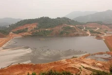 Liên danh Viện Công nghiệp môi trường - Công ty CP Tư vấn năng lượng sạch trúng thầu Gói thầu Khảo sát địa hình, địa chất; lập thiết kế bản vẽ thi công và dự toán thi công xây dựng đập ngăn hồ chứa quặng đuôi mỏ sắt Tiến Bộ. Ảnh chỉ mang tính minh họa. Nguồn Internet