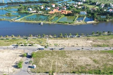 Bay trên trực thăng, ngắm biệt thự du thuyền tại dự án Marina Hoi An