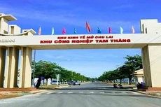 Đầu tư xây dựng kết cấu hạ tầng khu công nghiệp Tam Thăng mở rộng.