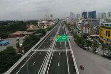 Cầu cạn đoạn Mai Dịch – Thăng Long thuộc vành đai 3 TP. Hà Nội. Ảnh: NLĐ