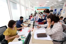 Hồ sơ chuyển nhượng bất động sản bị 'ngâm'