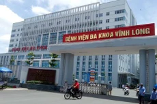  Công ty Việt Á có tham gia 6 gói thầu của Bệnh viện Đa khoa Vĩnh Long