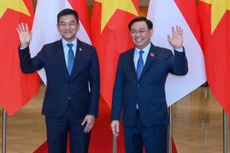 Chủ tịch Quốc hội Vương Đình Huệ hội đàm với Chủ tịch Quốc hội Singapore