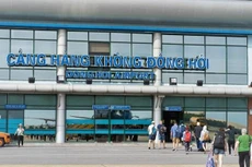 Hiện Cảng hàng không Đồng Hới có 5 hãng hàng không trong nước khai thác 3 đường bay nội địa và 1 đường bay quốc tế 