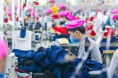 Từ ngày 1/4, người lao động được làm thêm tối đa 60 giờ mỗi tháng. Ảnh Quỳnh Danh