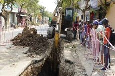 Chính sách đồng bộ, bàn giao mặt bằng sớm để hỗ trợ nhà thầu