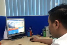 TP.HCM: 98,9% khách hàng thanh toán tiền điện không dùng tiền mặt