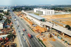 Nỗ lực thúc đẩy giải ngân đầu tư công là một trong những động lực quan trọng bù đắp cho tăng trưởng trong bối cảnh các động lực khác sụt giảm. Ảnh: Lê Tiên