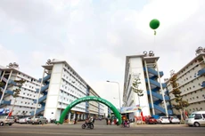 Bên cạnh việc bảo đảm an sinh cho người lao động, những địa phương có thế mạnh về phát triển nhà ở xã hội sẽ tăng sức hút đối với nhà đầu tư khi chọn địa bàn để phát triển sản xuất, kinh doanh. Ảnh: Song Lê