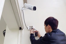 Việc “tráo thiết bị”, “phù phép hàng hóa” từ chất lượng cao trong hồ sơ dự thầu thành chất lượng thấp trong thực tế bàn giao không hề hiếm. Ảnh minh họa: Hồng Anh