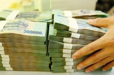 Sau 11 tháng, tổng thu ngân sách nhà nước ước đạt 1.260,9 nghìn tỷ đồng, bằng 83,4% dự toán năm 2020. Ảnh: Lê Tiên