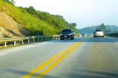 Dự án đường Hồ Chí Minh đoạn La Sơn - Túy Loan có tổng mức đầu tư hơn 11.485 tỷ đồng. Ảnh: Song Lê