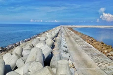 Thành An 96 trúng Gói thầu Thi công đê chắn sóng thuộc Dự án Khu neo đậu tránh trú bão cho tàu cá đảo Phú Quý, tỉnh Bình Thuận - giai đoạn 1 vào tháng 12/2016. 