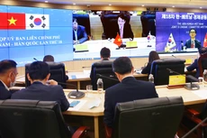 Thứ trưởng Bộ Kế hoạch và Đầu tư Trần Quốc Phương và Thứ trưởng phụ trách kinh tế Bộ Ngoại giao Hàn Quốc Lee Seong-ho chủ trì Kỳ họp. Ảnh: Lê Tiên