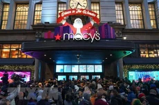 Cảnh đông đúc trong dịp Lễ Tạ ơn ở New York, Mỹ hồi năm 2019, hoàn toàn trái ngược với năm nay. (Nguồn: AFP/TTXVN)