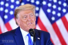 Tổng thống Mỹ Donald Trump trong cuộc họp báo sau Ngày Bầu cử tại Washington DC., ngày 4/11. (Ảnh: AFP/TTXVN)