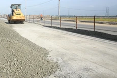 Từ tháng 9/2020 đến nay, Công ty TNHH Nhật Tân được công bố trúng 4 gói thầu tại Ban Quản lý dự án đầu tư xây dựng huyện Chơn Thành (tỉnh Bình Phước) với tổng trị giá hơn 270 tỷ đồng. Ảnh: Nhã Chi