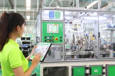 Đẩy nhanh chuyển đổi số là một trong những nhiệm vụ trọng tâm năm 2021. Ảnh: Lê Toàn