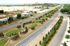 Tỉnh Khánh Hòa ghi nhận hiệu quả từ đấu thầu qua mạng, kết hợp nâng cao cạnh tranh trong đấu thầu truyền thống, qua đó góp phần thúc giải ngân đầu tư công. Ảnh: Bùi Mai Thiện