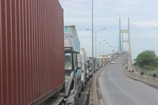 Hoàn thiện hệ thống đường Vành đai là giải pháp hữu hiệu
giúp TPHCM thoát khỏi tình trạng kẹt xe. 