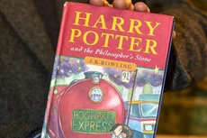 Đây là một trong 500 bản in đầu tiên vào năm 1997