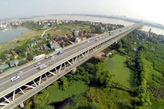 4 thành
viên trong Liên danh trúng thầu thực hiện Dự án sửa chữa cầu Thăng Long trong 150
ngày