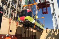 Cận cảnh đoàn tàu Nhổn - ga Hà Nội rời cảng Pháp về Việt Nam