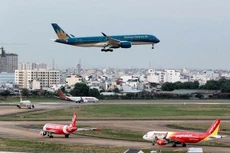 Có nhiều vấn đề cấp bách cần giải quyết nên các hãng hàng không chỉ có thể vận chuyển khách quốc tế thường lệ vào Việt Nam bắt đầu từ 21/9/2020.