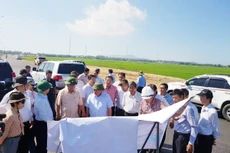 Đoàn công tác thị sát Dự án Đường ven biển (ĐT.639), tỉnh Bình Định . Ảnh Cao Dung