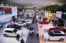 Sức mua thấp, tồn kho ô tô ngày càng lớn