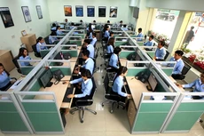 Sau 5 năm hoạt động, TTCSKH Điện lực miền Nam trở thành kênh tiếp nhận thông tin quan trọng, giúp cải thiện chất lượng dịch vụ của Tổng công ty Điện lực Miền Nam. Ảnh: Đ.H