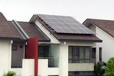 Người dân có thể “bán điện” lại cho “Nhà đèn” từ hệ thống điện mặt trời mái nhà