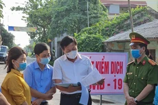 Nhu cầu chi cho công tác phòng chống dịch đối với các lực lượng tham gia phòng chống dịch như Công an, Quân đội và các địa phương là rất lớn. Ảnh: Internet 