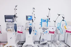 Báo giá máy thở cao bất thường, Ansinhmed giải trình ra sao? 