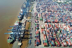 Hàng hóa nhập khẩu lưu giữ tại cảng Cát Lái đã được vận chuyển đến cảng biển khác trên địa bàn TP.HCM và các cảng cạn tại các tỉnh, thành phố khác. Ảnh: Lê Tiên