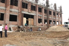 Gói thầu Thi công xây dựng thuộc Dự án Trụ sở làm việc Đảng ủy - HĐND - UBND xã Tam Dân, huyện Phú Ninh, tỉnh Quảng Nam trị giá trên 1,7 tỷ đồng. Ảnh minh họa: Tiên Giang