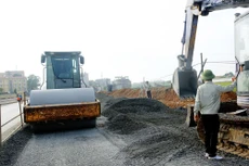 Phần lớn nội dung phản ánh, kiến nghị, làm rõ hồ sơ mời thầu của nhà thầu đều tập trung ở các tiêu chí bất thường, yêu cầu cao về nhân sự thực hiện gói thầu. Ảnh minh họa: Nhã Chi
