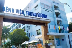 Gói thầu Thi công xây lắp Khối nhà A, các hạng mục còn lại và cung cấp, lắp đặt thiết bị thuộc Dự án Khối nhà A Bệnh viện Trưng Vương có giá hơn 332 tỷ đồng. Ảnh: Song Lê