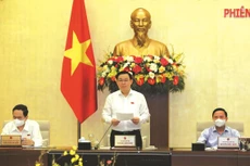 Chủ tịch Quốc hội Vương Đình Huệ phát biểu tại phiên họp thứ 2 của Ủy ban Thường vụ Quốc hội. Ảnh: Hồ Long